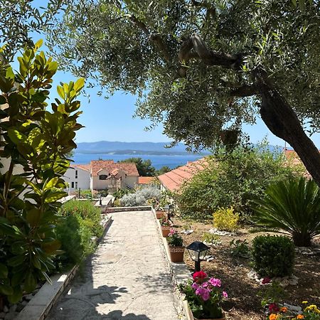 Apartments Pina Μπολ Εξωτερικό φωτογραφία