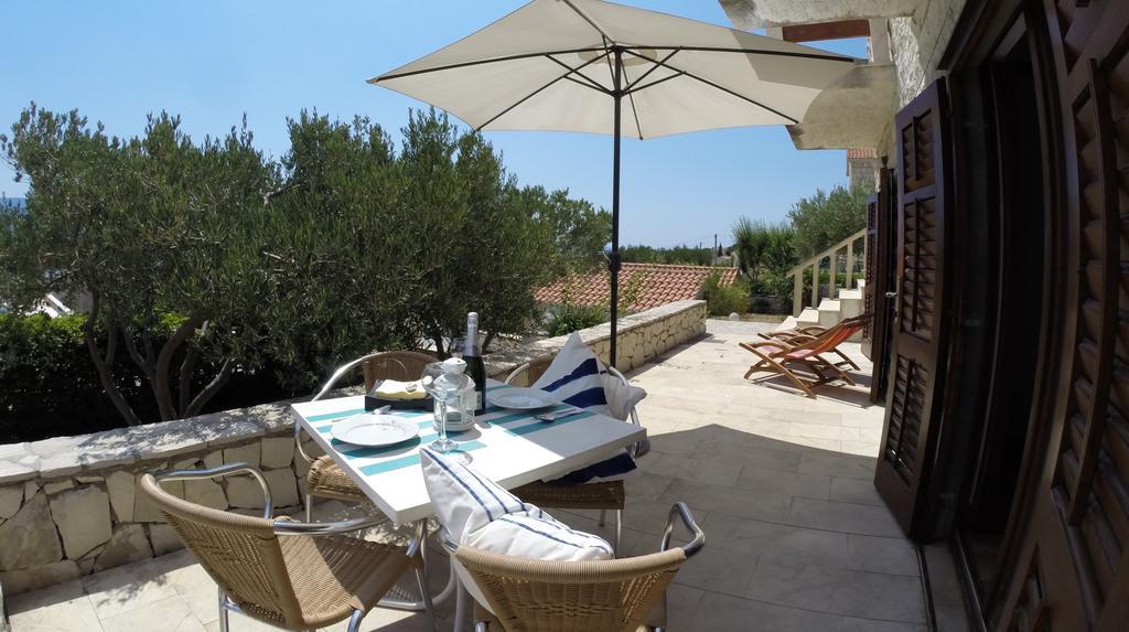 Apartments Pina Μπολ Εξωτερικό φωτογραφία