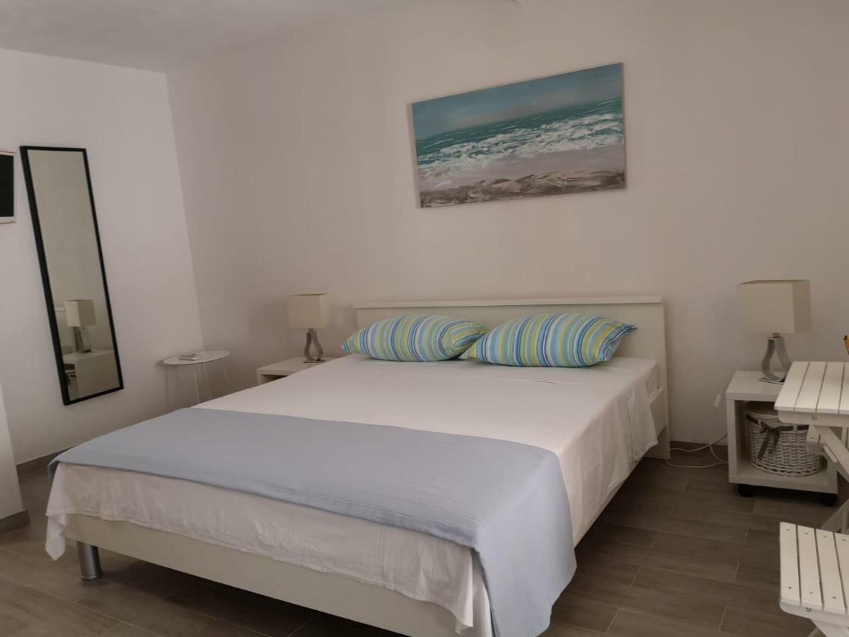 Apartments Pina Μπολ Εξωτερικό φωτογραφία