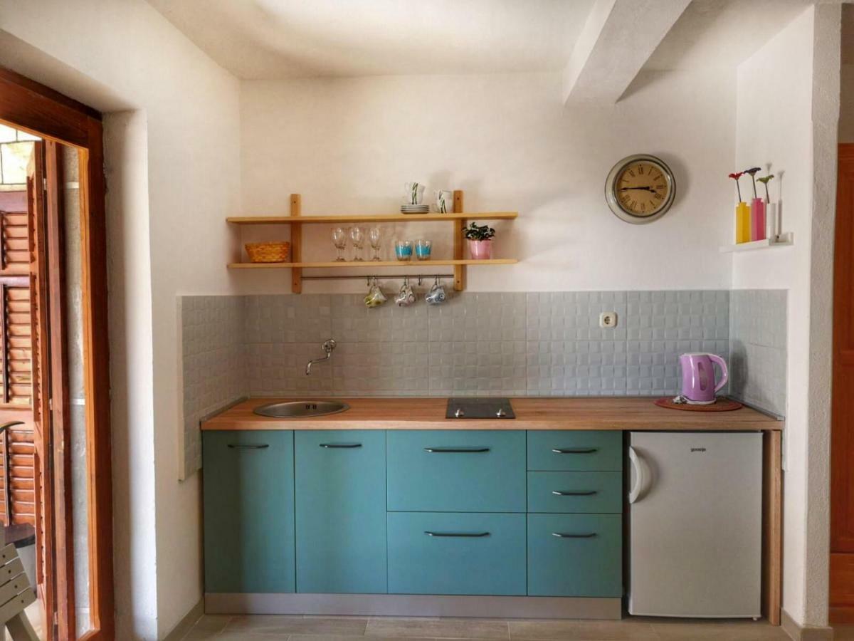 Apartments Pina Μπολ Εξωτερικό φωτογραφία